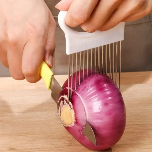 Quick Slice Onion Holder